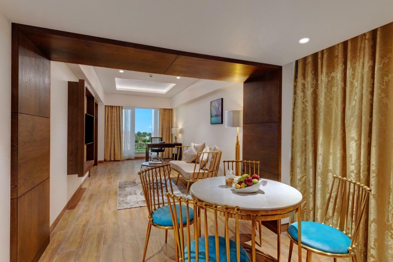 The Fern Residency, Satara Maharashtra Hotel Exterior photo
